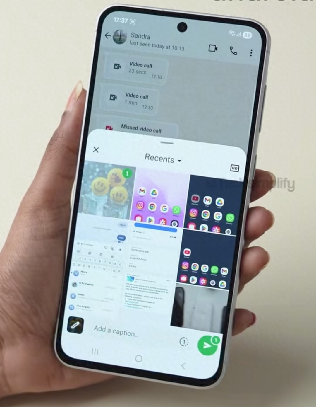 巜苹果安卓发图大pK！同样用whatSApp，差距居然这么大》
