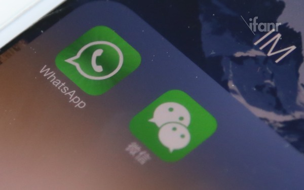 微信追呀追，前面还有一个 WhatsApp