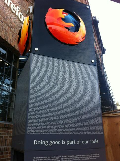 mozmonument.jpg